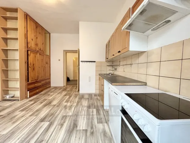 Pronájem bytu 2+1, České Budějovice - České Budějovice 3, J. Š. Baara, 55 m2