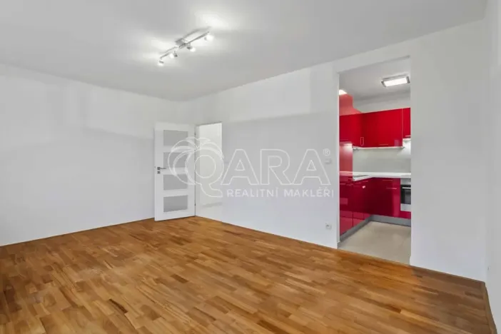 Pronájem bytu 3+kk, Praha - Záběhlice, Bělčická, 54 m2