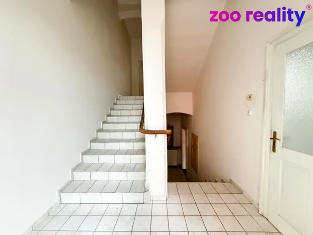 Prodej rodinného domu, Chomutov, Legionářská, 200 m2