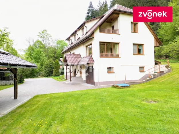 Prodej chalupy, Velké Karlovice, 250 m2