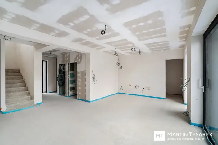 Prodej rodinného domu, Starovice, 221 m2