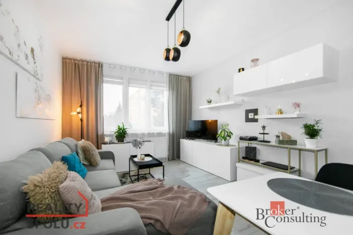 Prodej bytu 3+1, Plzeň - Skvrňany, Křimická, 68 m2