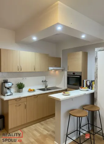 Prodej bytu 1+kk, Cvikov - Cvikov II, Martinovo údolí, 27 m2