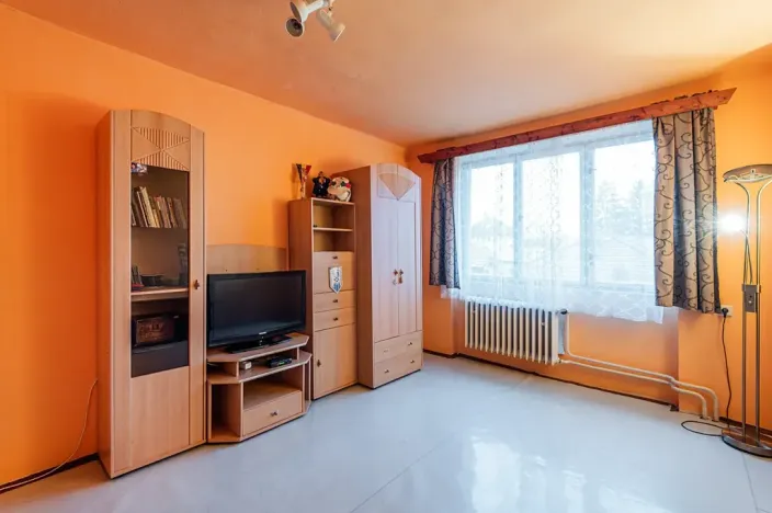 Prodej rodinného domu, Velim, náměstí Obránců míru, 180 m2