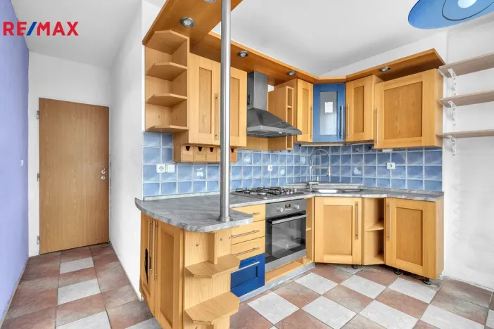 Prodej bytu 2+1, Hradec Králové - Věkoše, Na Zahrádkách, 67 m2