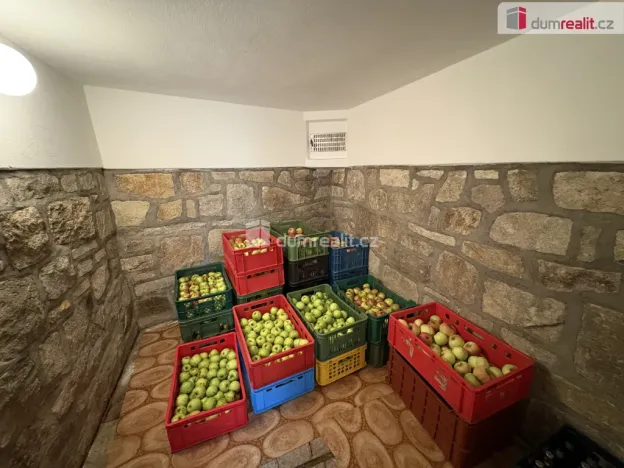 Prodej rodinného domu, Štěkeň, Klostermannova, 140 m2