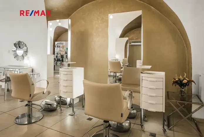 Pronájem obchodního prostoru, Praha - Staré Město, Konviktská, 75 m2