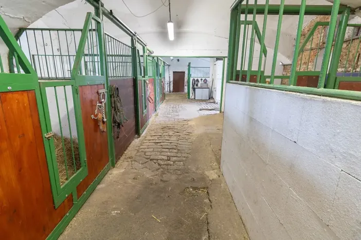 Prodej rodinného domu, Bžany, 240 m2