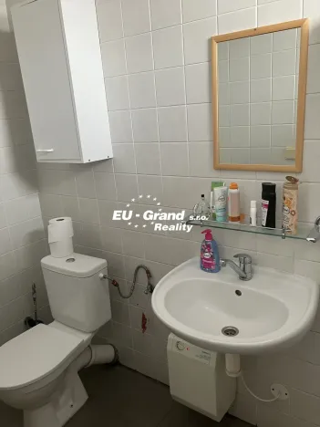 Pronájem obchodního prostoru, Varnsdorf, Kmochova, 450 m2