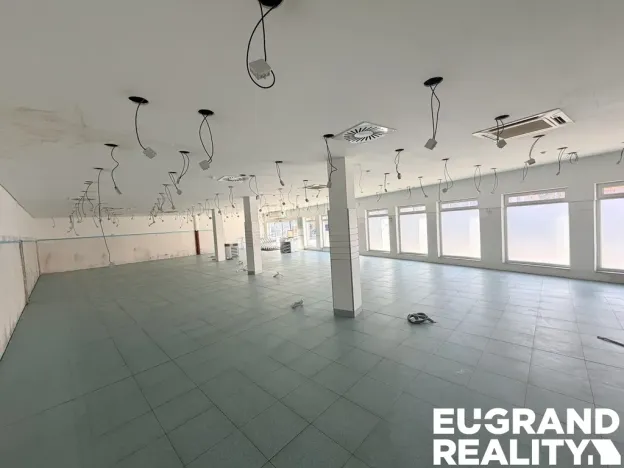 Pronájem obchodního prostoru, Varnsdorf, Kmochova, 450 m2