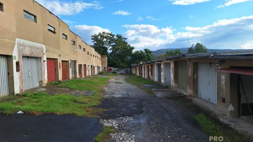 Pronájem garáže, Ústí nad Labem, Králova výšina, 24 m2