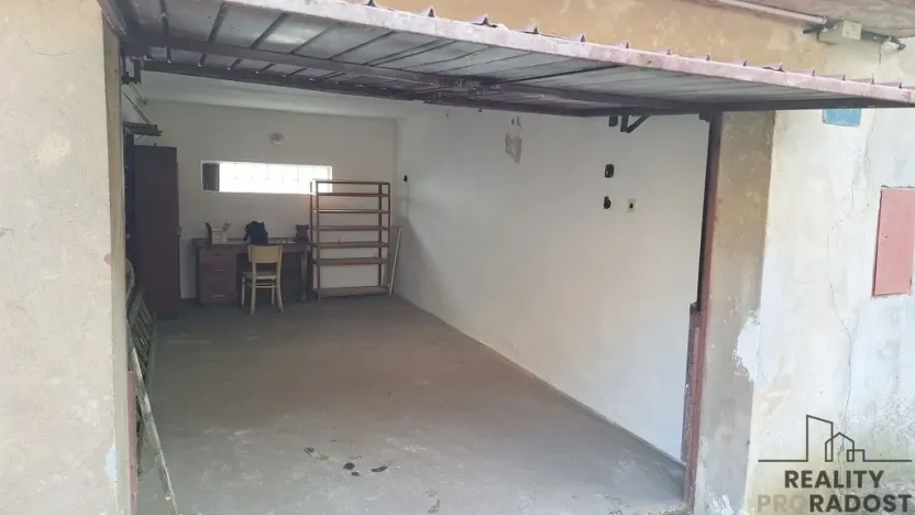 Pronájem garáže, Ústí nad Labem, Králova výšina, 24 m2