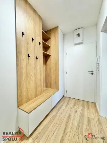 Pronájem bytu 1+kk, Opava - Kateřinky, Rolnická, 31 m2