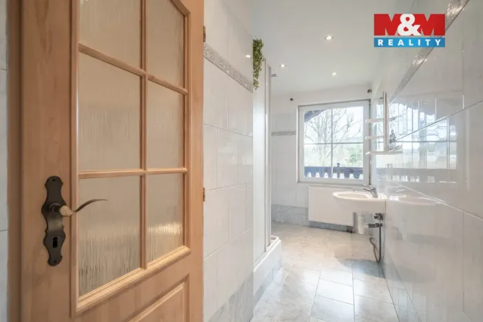 Prodej rodinného domu, Nenačovice, 240 m2