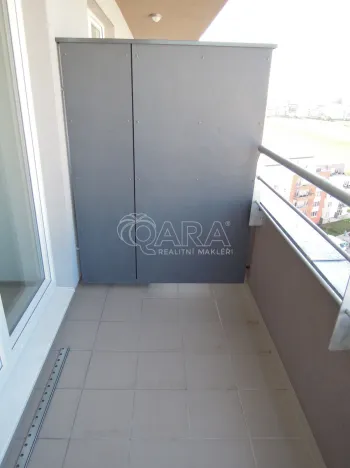 Pronájem bytu 1+kk, Praha - Letňany, Kadečkové, 38 m2