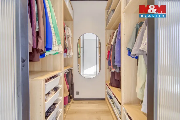 Prodej bytu 3+1, Plzeň - Skvrňany, Vojanova, 72 m2