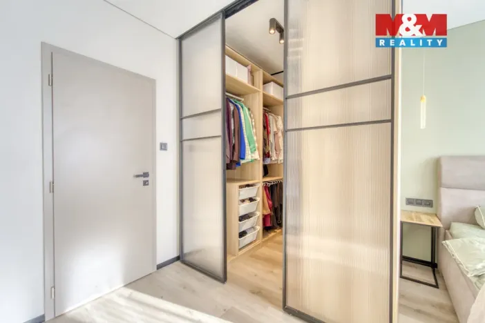 Prodej bytu 3+1, Plzeň - Skvrňany, Vojanova, 72 m2