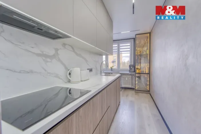 Prodej bytu 3+1, Plzeň - Skvrňany, Vojanova, 72 m2