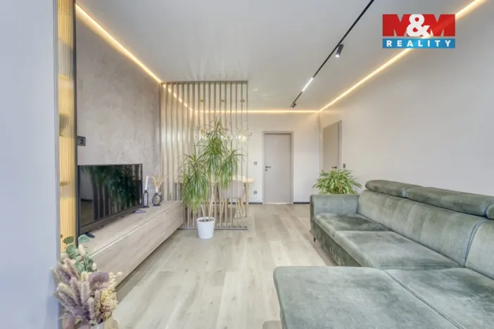 Prodej bytu 3+1, Plzeň - Skvrňany, Vojanova, 72 m2