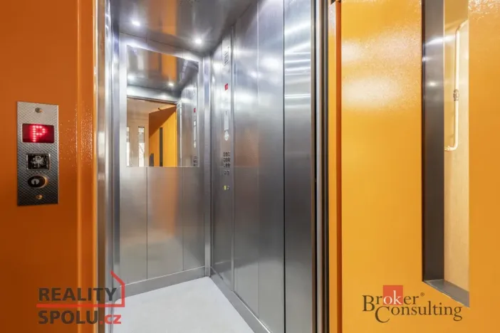 Prodej bytu 2+1, Hodonín, 61 m2