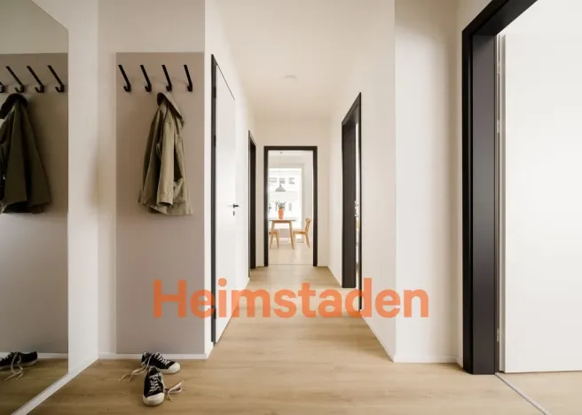 Pronájem bytu 3+kk, Praha - Holešovice, U Pergamenky, 83 m2