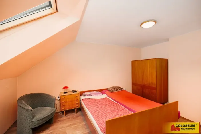 Prodej zemědělské usedlosti, Kněževes - Jobova Lhota, 175 m2