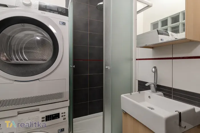 Prodej bytu 3+kk, Karviná, Mendelova, 77 m2