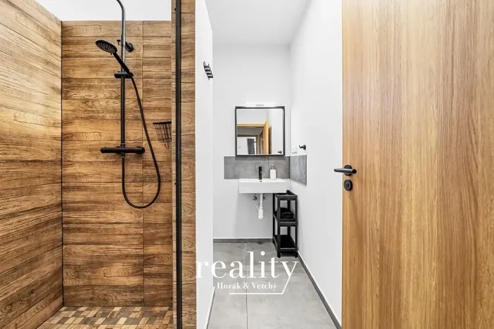 Prodej rodinného domu, Perná, 205 m2