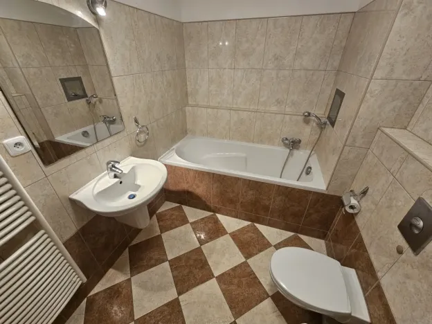 Pronájem bytu 1+kk, Praha - Břevnov, 8. listopadu, 41 m2