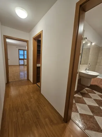 Pronájem bytu 1+kk, Praha - Břevnov, 8. listopadu, 41 m2