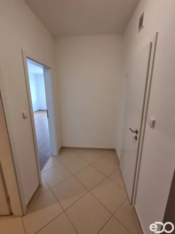 Pronájem bytu 2+kk, Praha, Kryšpínova, 59 m2