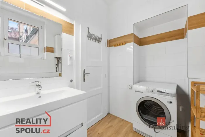 Prodej bytu 3+1, Liberec - Liberec V-Kristiánov, Husova, 90 m2