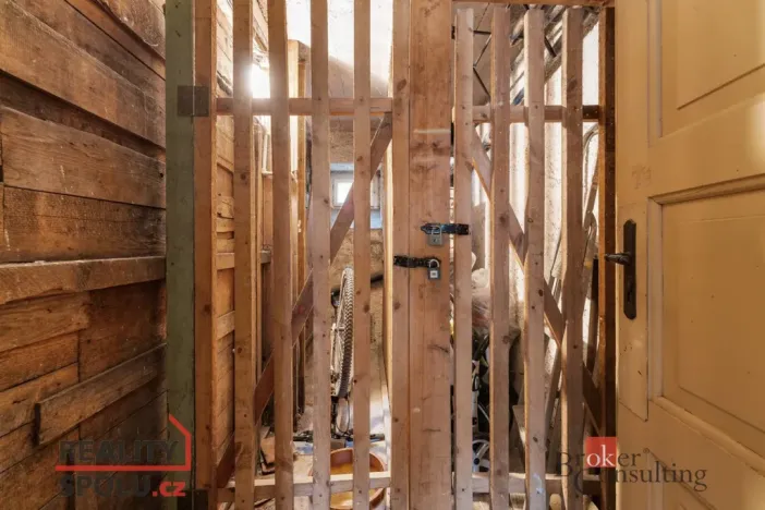 Prodej bytu 3+1, Liberec - Liberec V-Kristiánov, Husova, 90 m2