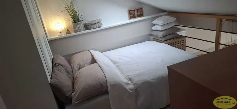 Prodej bytu 2+kk, Kroměříž, náměstí Míru, 52 m2