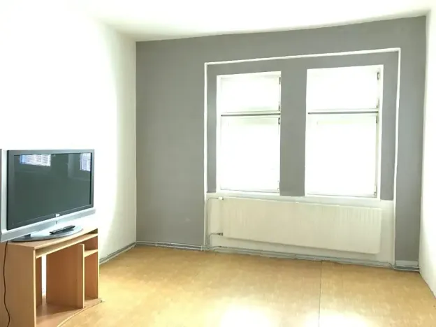 Pronájem bytu 2+1, Lom, Husova, 60 m2