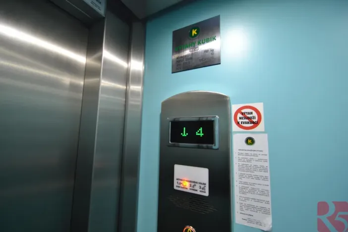 Pronájem bytu 4+1, Praha - Chodov, Blatenská, 89 m2