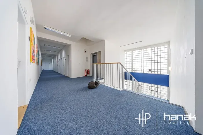 Pronájem kanceláře, Olomouc, Karolíny Světlé, 80 m2