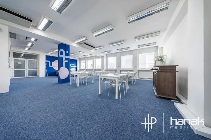 Pronájem kanceláře, Olomouc, Karolíny Světlé, 130 m2
