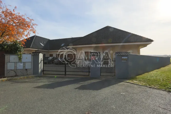 Prodej rodinného domu, Jesenice, Papoušková, 695 m2
