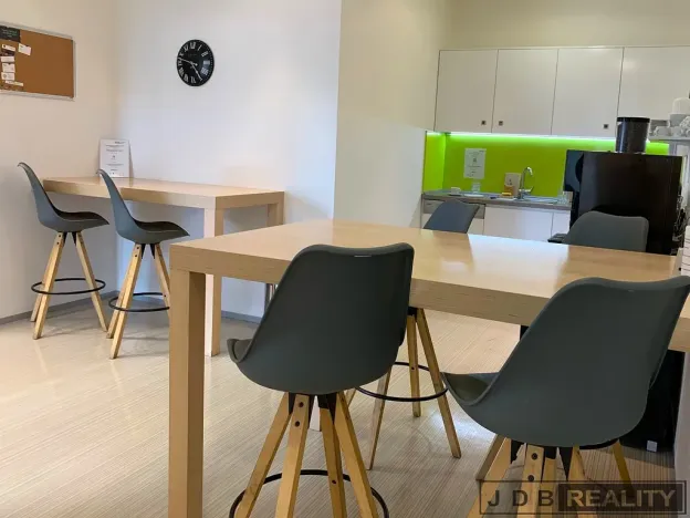 Pronájem kanceláře, Praha - Nusle, Na strži, 50 m2