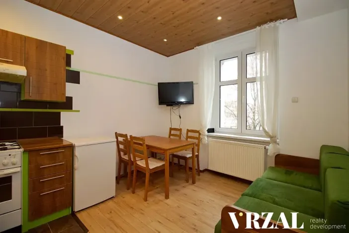 Pronájem bytu 2+kk, Plzeň, Lipová, 44 m2