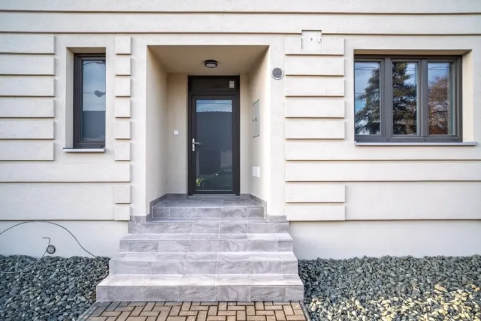 Prodej bytu 4+kk, Přísnotice, Žabčická, 104 m2