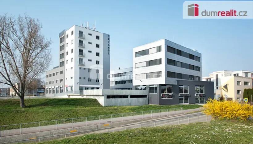 Pronájem kanceláře, Uherské Hradiště, Stojanova, 27 m2