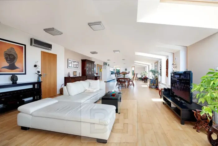 Prodej bytu 6+kk a větší, Průhonice, Uhříněveská, 264 m2