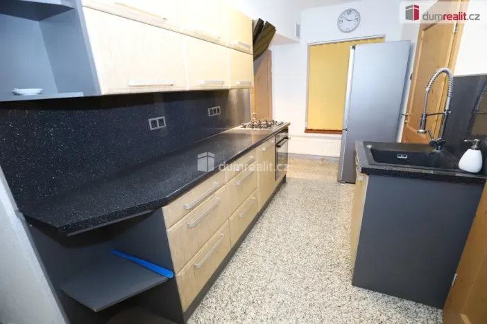 Pronájem bytu 3+1, Cheb, Hradební, 52 m2