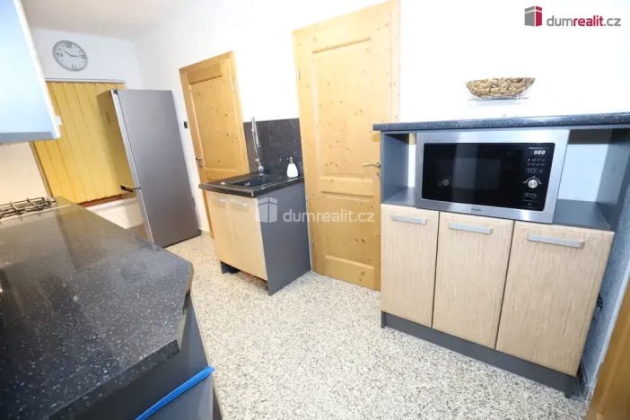 Pronájem bytu 3+1, Cheb, Hradební, 52 m2