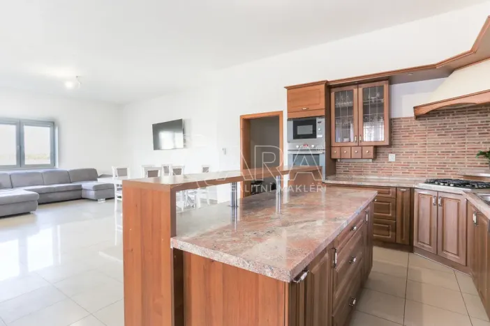 Prodej rodinného domu, Jesenice, Papoušková, 347 m2