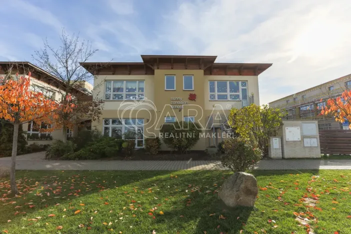 Prodej rodinného domu, Jesenice, Papoušková, 347 m2