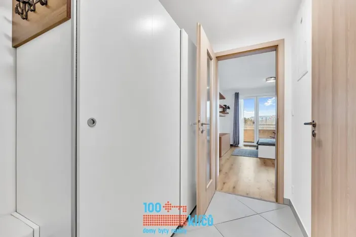 Pronájem bytu 1+kk, Praha - Třebonice, K metru, 32 m2