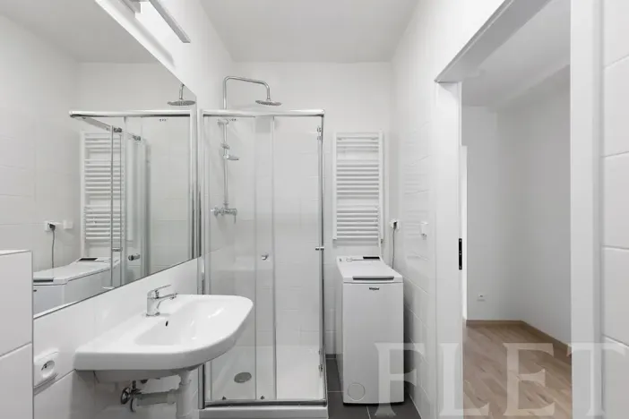 Pronájem bytu 1+kk, Praha - Jinonice, Peroutkova, 26 m2